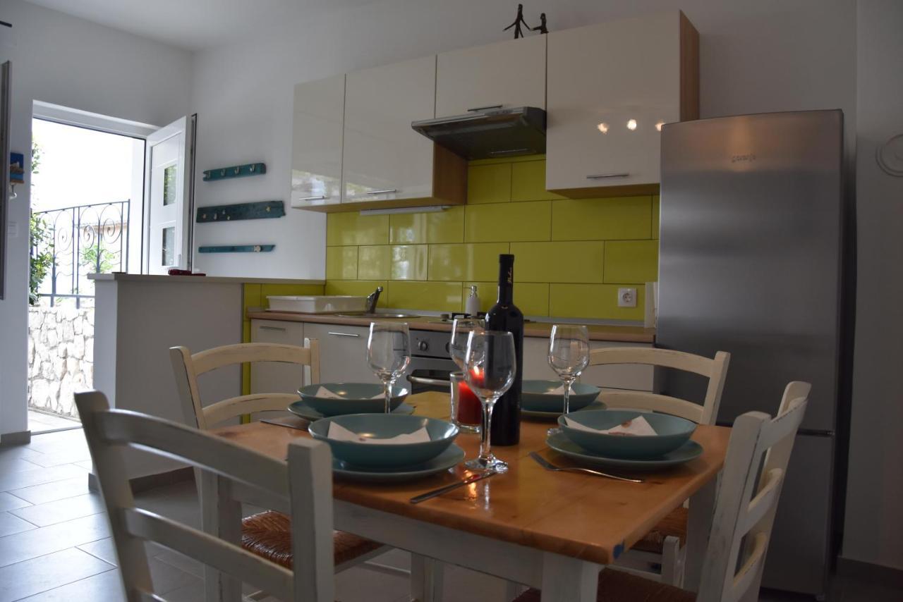 Apartman Vitamare 160 M From The Beach Нови-Винодолски Экстерьер фото